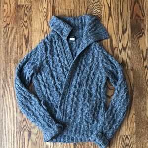 Grey cable knit sweater with buttons